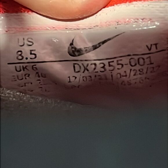 🔥🔥 NIKE Air Vapormax FLYKNIT 2021 Black/Pink/Blue Women Sz 8.5 - PERFECT - Picture 12 of 12